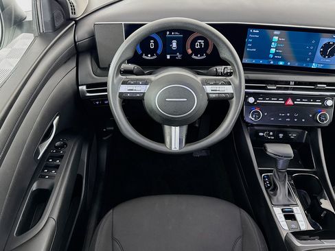 Used 2026 Hyundai Tucson SEL image 16