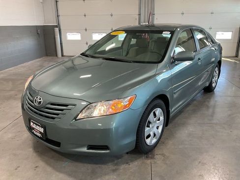 Used 2007 Toyota Camry LE image 3