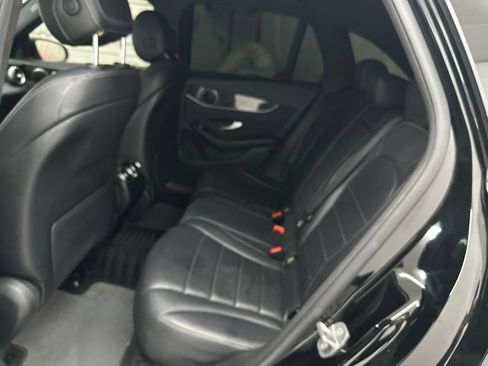 Used 2019 Mercedes-Benz GLC 300 4MATIC image 20