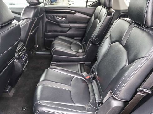 Certified 2024 Honda Pilot EX-L image 18