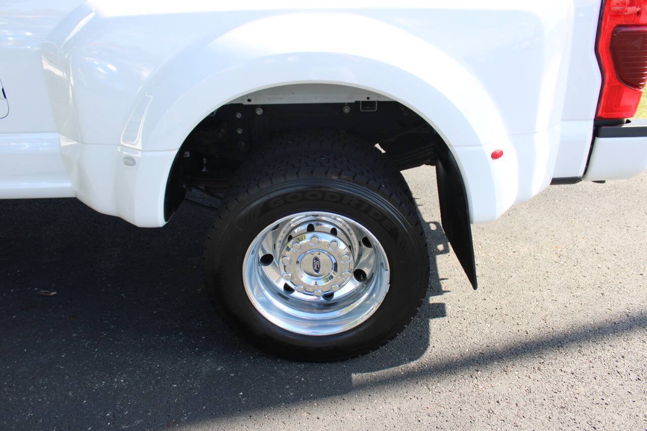 Used 2022 Ford F450 Platinum AWD/4WD image 6