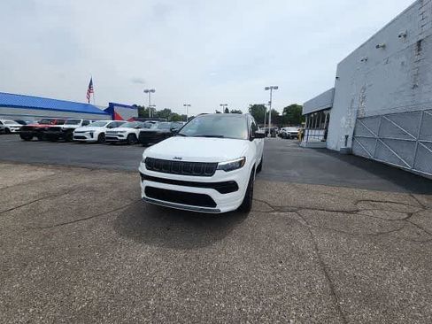 Used 2022 Jeep Compass High Altitude AWD/4WD image 4