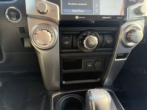 Certified 2021 Toyota 4Runner SR5 Premium w/ Moonroof Package image 28