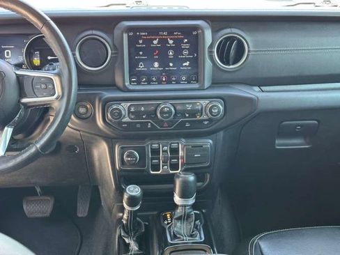 Used 2023 Jeep Wrangler Unlimited Sahara w/ Dual Top Group AWD/4WD image 13