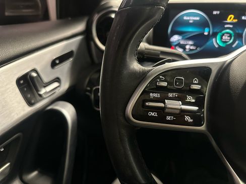 Used 2019 Mercedes-Benz A 220 4MATIC image 23