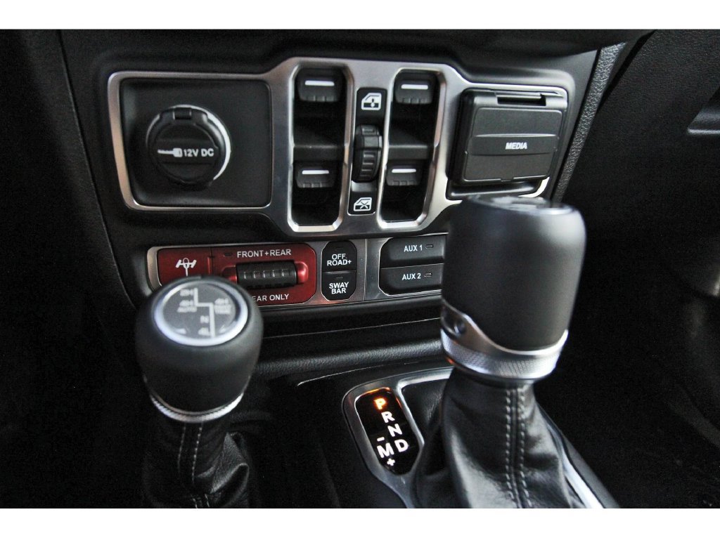 Used 2026 Jeep Wrangler Unlimited Rubicon AWD/4WD image 24
