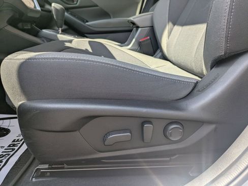 Used 2025 Subaru Crosstrek 2.0i Premium AWD/4WD image 14