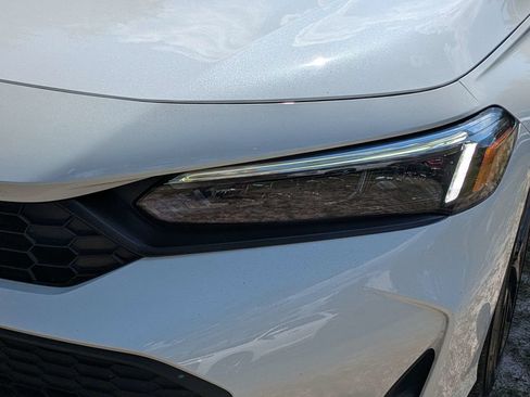 Used 2025 Honda Civic Sport image 10