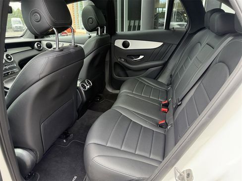 Certified 2022 Mercedes-Benz GLC 300 4MATIC image 35