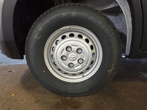 New 2026 RAM ProMaster 2500 w/ Convenience Group image 27