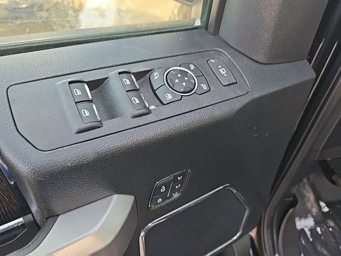 Used 2021 Ford F250 Lariat w/ Tremor Off-Road Package image 9