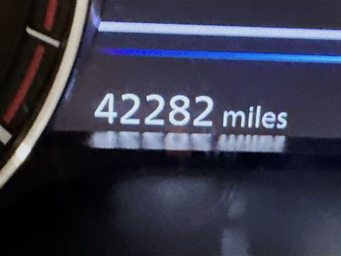 Used 2025 Nissan Altima 2.5 SV image 18