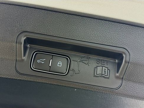 Used 2023 Ford Explorer XLT w/ Equipment Group 202A image 35