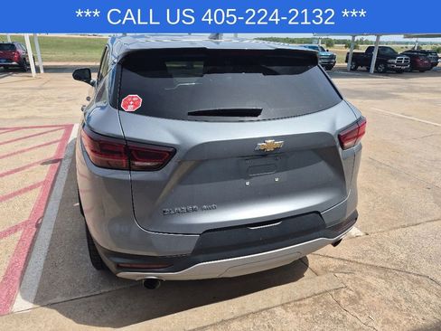 Used 2025 Chevrolet Blazer LT AWD/4WD image 11