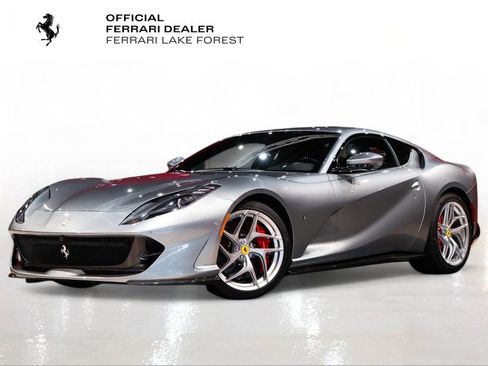 Used 2020 Ferrari 812 Superfast RWD image 1