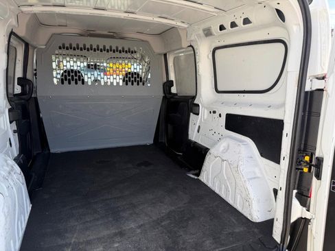 Used 2019 RAM ProMaster City Tradesman FWD image 16