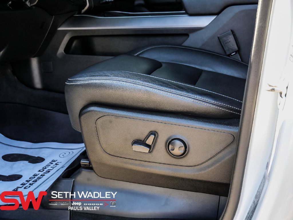 Used 2022 RAM 1500 Big Horn w/ Night Edition AWD/4WD image 35