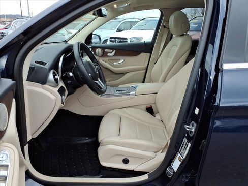 Certified 2021 Mercedes-Benz GLC 300 4MATIC image 9