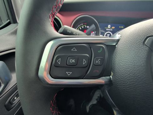Used 2023 Jeep Wrangler Unlimited Rubicon 4xe AWD/4WD image 18