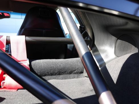 Used 2001 Chevrolet Corvette Z06 w/ Memory Pkg image 87