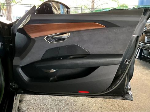 Used 2023 Audi e-tron GT Premium Plus image 22