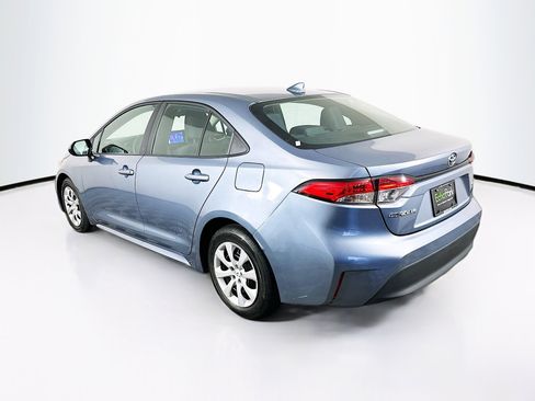 Used 2024 Toyota Corolla LE FWD image 5