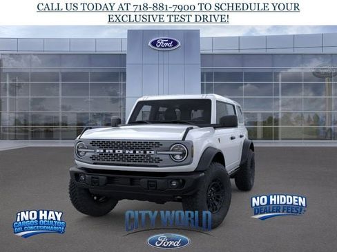 New 2026 Ford Bronco Badlands AWD/4WD image 2