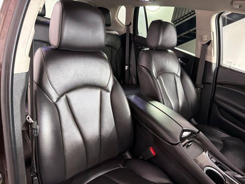 Used 2020 Buick Envision Essence FWD image 22