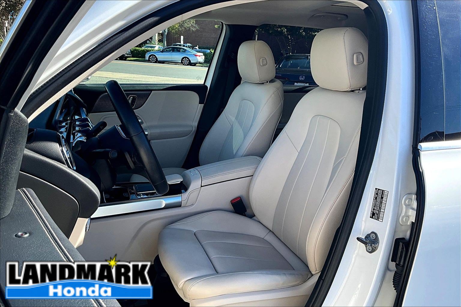 Used 2020 Mercedes-Benz GLB 250 4MATIC image 27