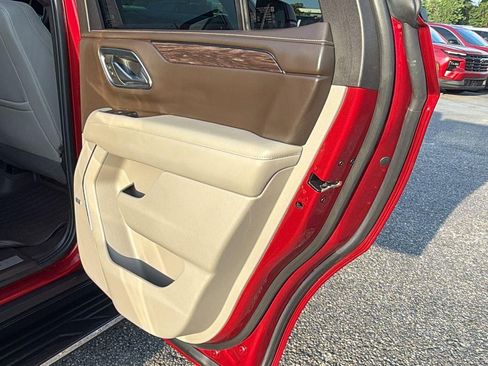 Used 2023 Chevrolet Tahoe LT w/ Luxury Package RWD image 20