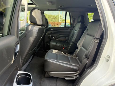 Used 2020 Chevrolet Tahoe LT w/ Luxury Package image 10