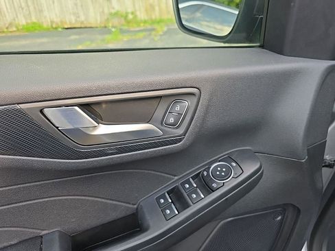 Used 2023 Ford Escape ST-Line w/ Tech Pack #1 image 11