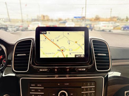 Used 2017 Mercedes-Benz GLS 450 4MATIC image 56