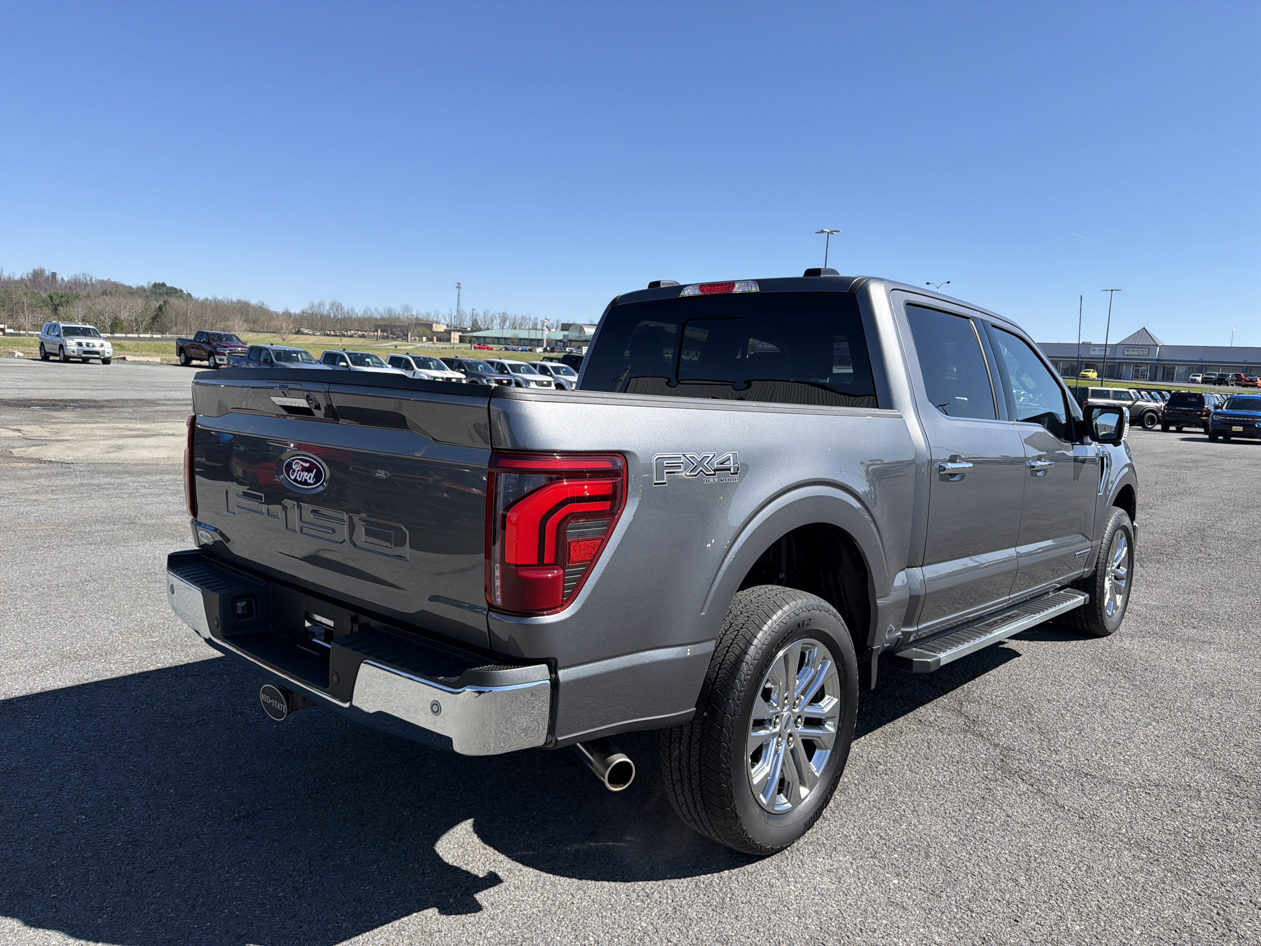 Used 2024 Ford F150 Lariat w/ FX4 Off-Road Package AWD/4WD image 6