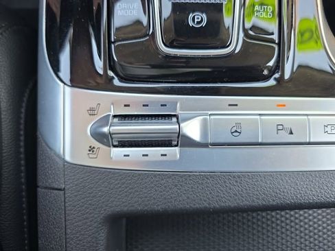 Used 2024 Kia Carnival SX Prestige image 24