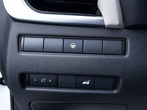 Used 2023 Nissan Rogue SL w/ SL Premium Package image 21