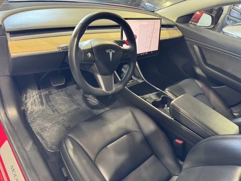 Used 2018 Tesla Model 3 Long Range RWD image 11