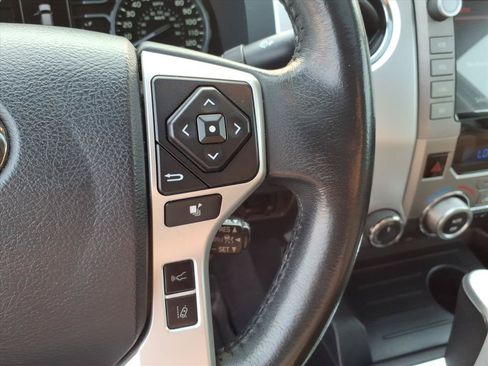 Used 2020 Toyota Tundra Limited w/ Limited Premium Package AWD/4WD image 31