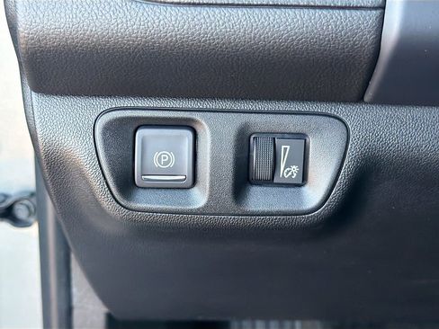 Used 2023 GMC Acadia SLT image 37