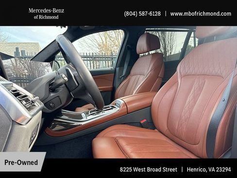 Used 2025 BMW X7 M60i AWD/4WD image 13