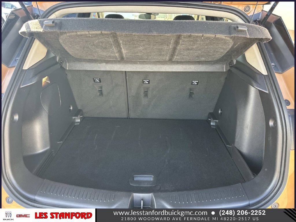 Certified 2024 Buick Encore GX Preferred w/ Comfort Package FWD image 11