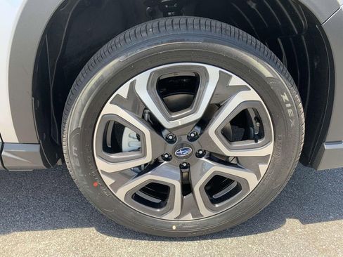 Used 2025 Subaru Ascent Touring w/ Popular Package #2 image 25