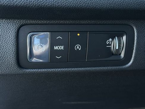 New 2026 Chevrolet Traverse RS image 18