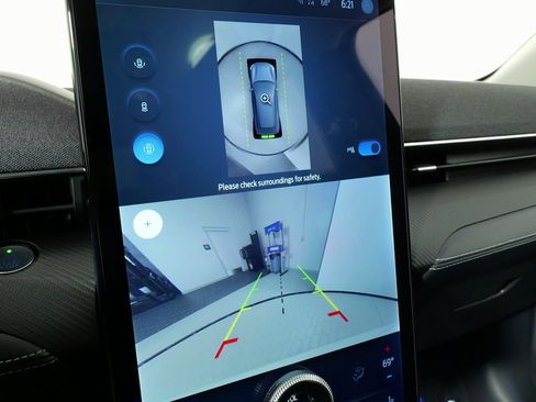 Used 2022 Ford Mustang Mach-E Premium image 55