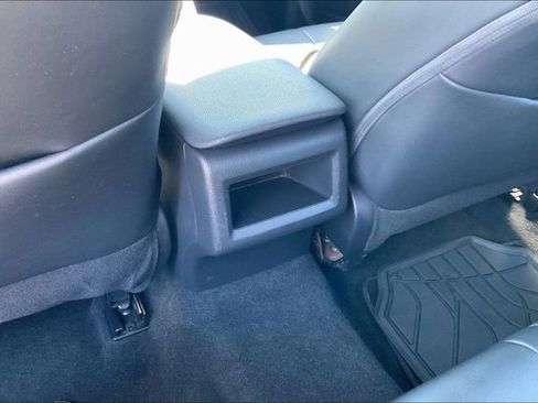 Used 2023 Toyota Camry SE image 34