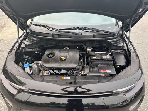 Certified 2022 Kia Soul LX FWD image 19
