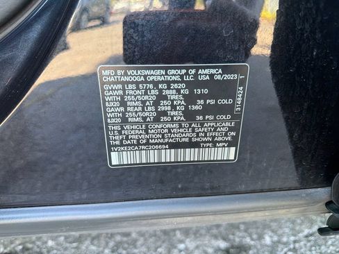 Used 2024 Volkswagen Atlas Cross Sport SE w/ Panoramic Sunroof Package AWD/4WD image 31