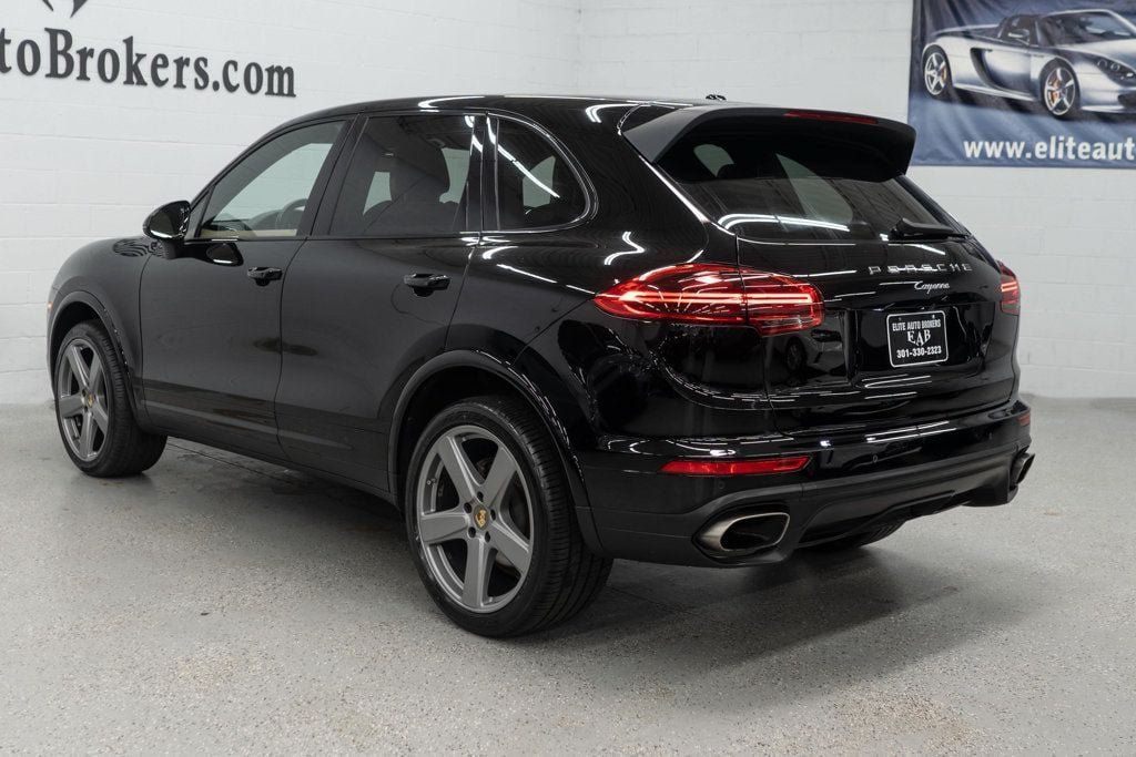 Used 2017 Porsche Cayenne Platinum Edition AWD/4WD image 6