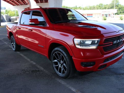 Used 2019 RAM 1500 Laramie AWD/4WD image 4