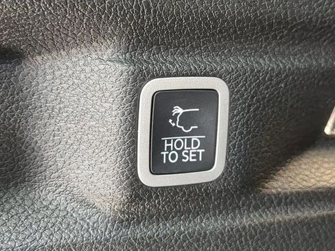 Certified 2023 Jeep Grand Cherokee L Summit AWD/4WD image 15